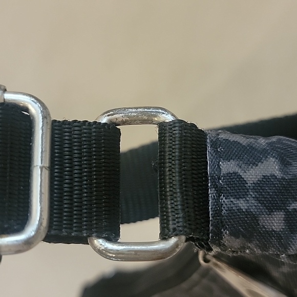 BAGGALLINI JOEY BAGG CROSSBODY HANDBAG - ANIMAL PRINT - Picture 5 of 9